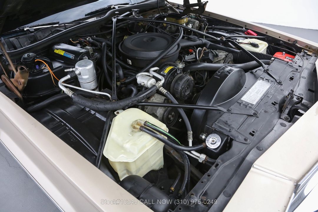 1986 Cadillac Fleetwood Brougham
