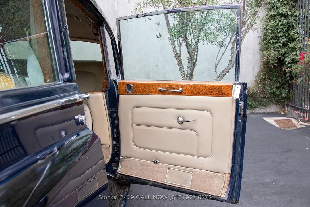1971 Rolls-Royce Phantom VI Limousine