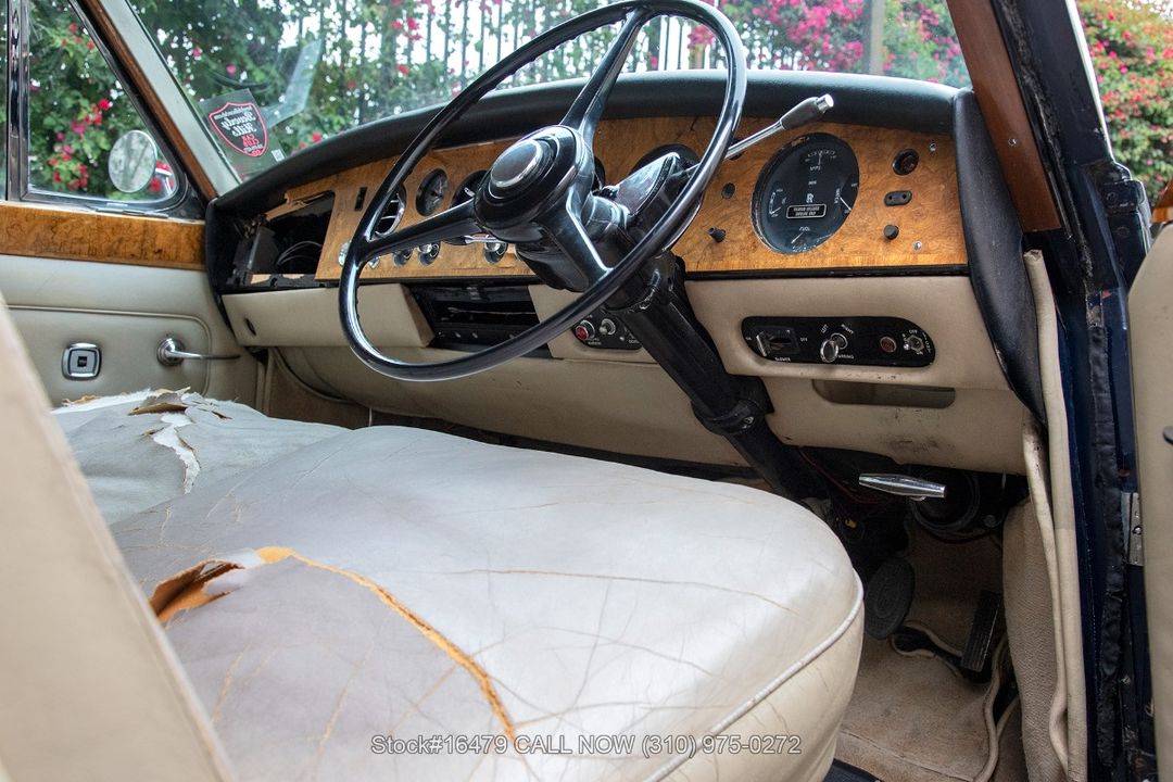 1971 Rolls-Royce Phantom VI Limousine
