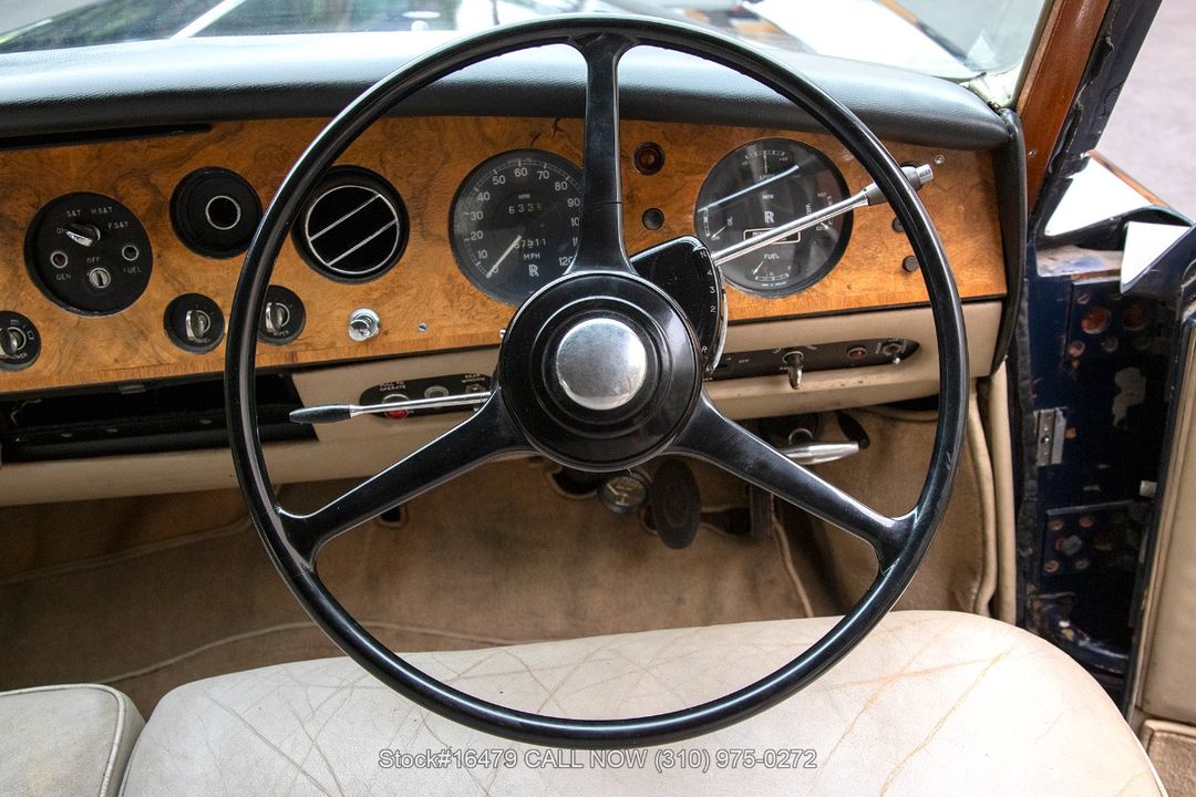 1971 Rolls-Royce Phantom VI Limousine