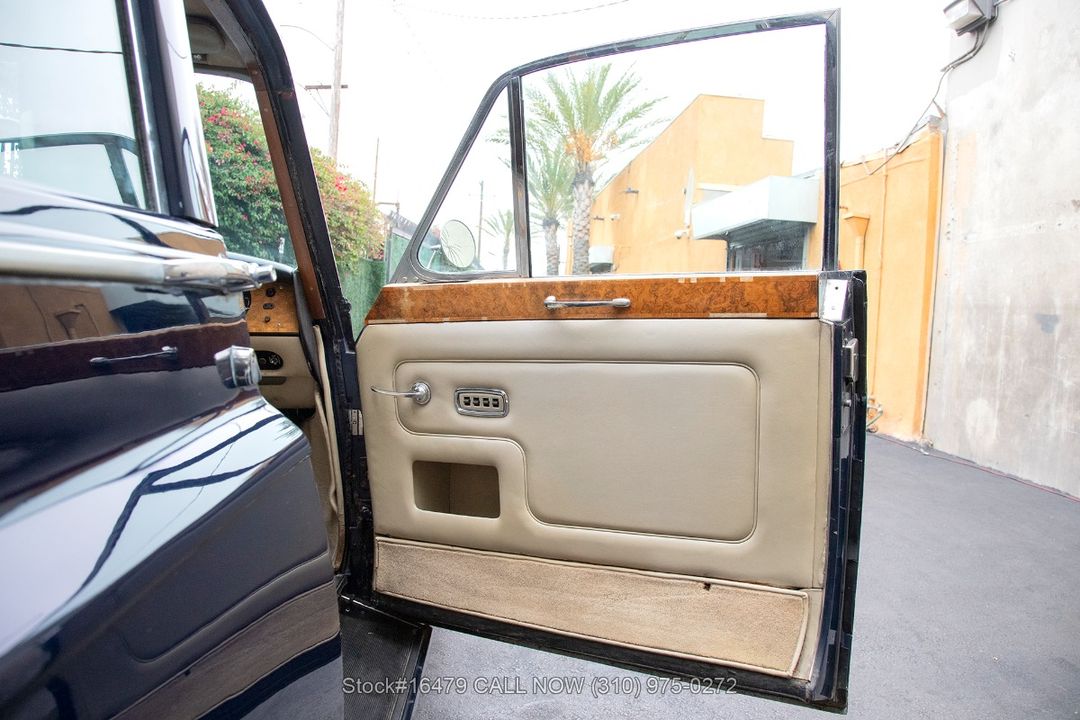 1971 Rolls-Royce Phantom VI Limousine