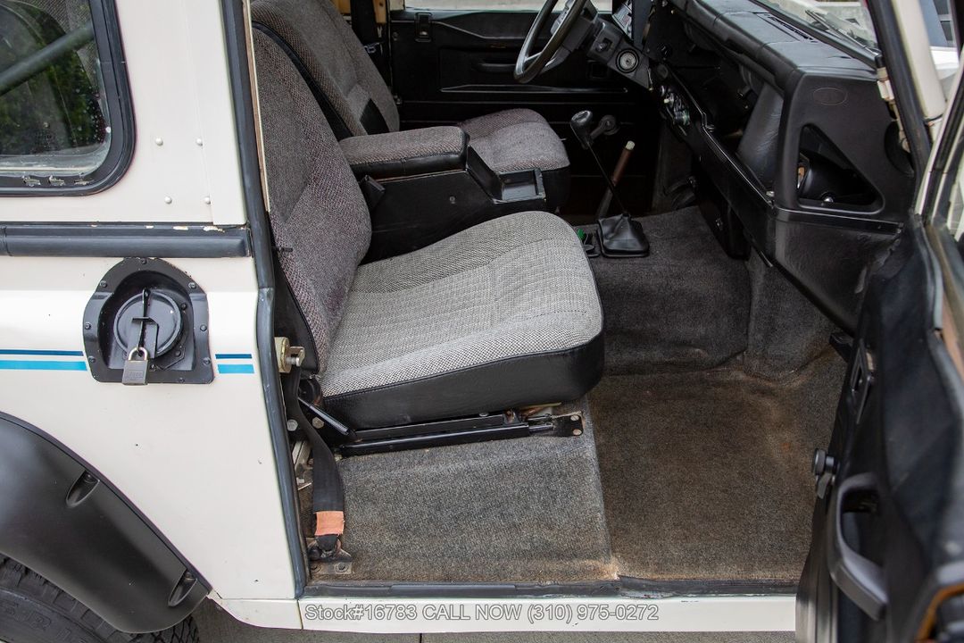 1989 Land Rover Santana