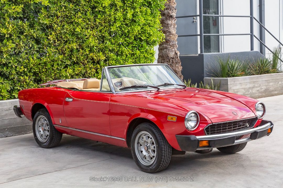 1979 Fiat 124 Spider 2000