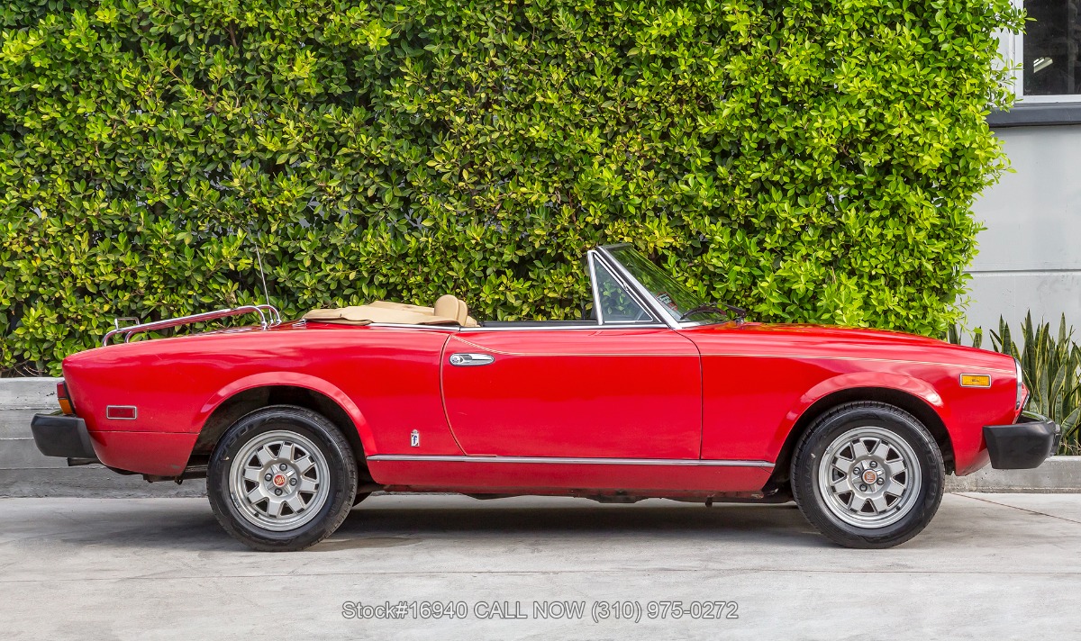 1979 Fiat 124 Spider 2000