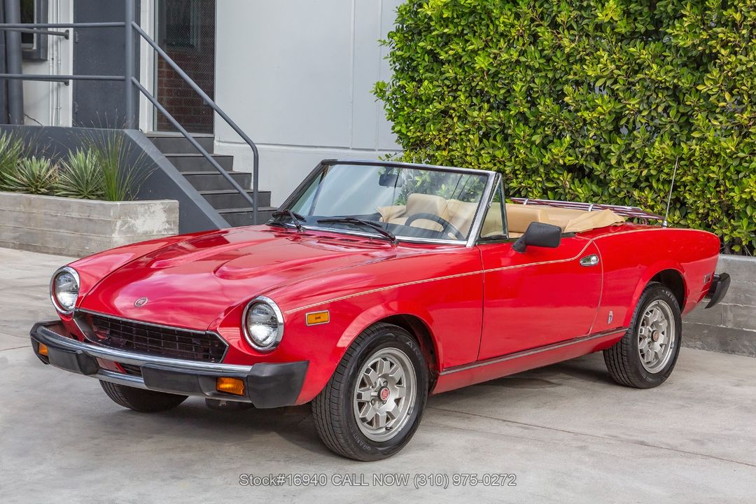 1979 Fiat 124 Spider 2000