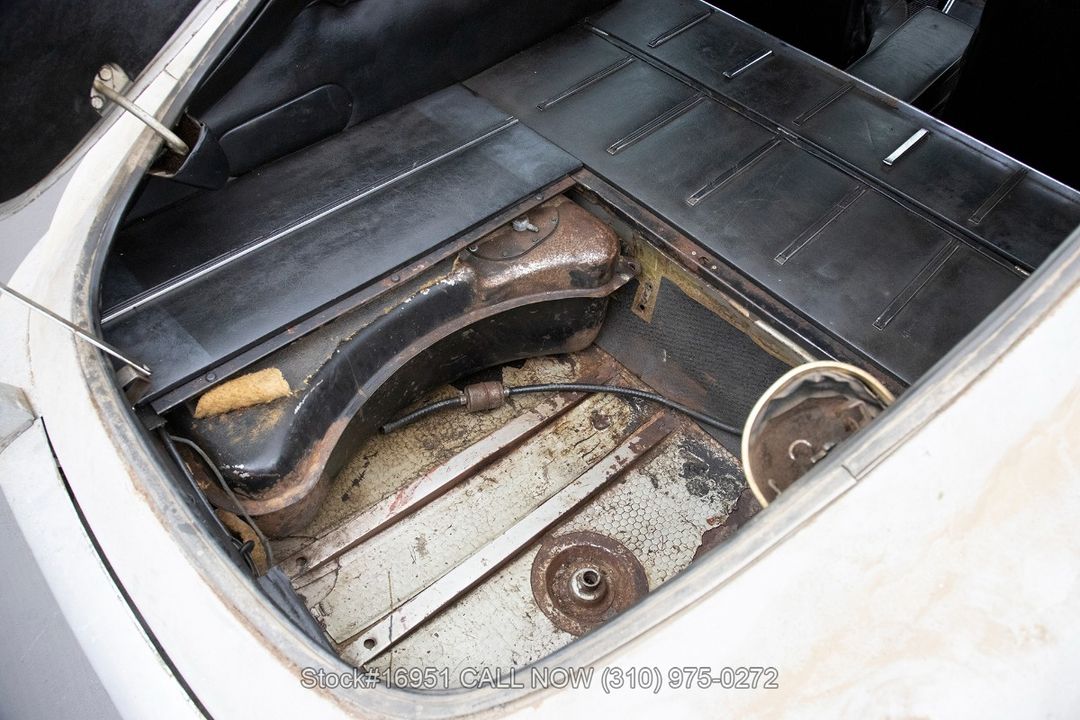 1970 Jaguar E-Type Fixed Head Coupe