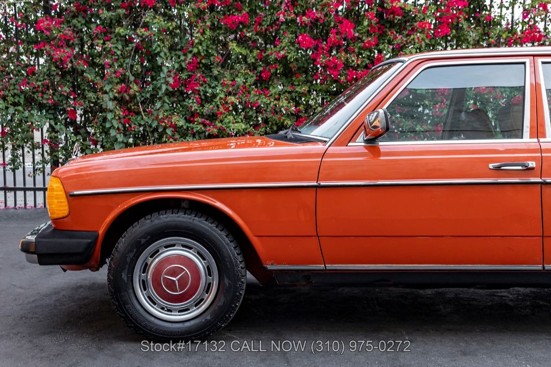 1977 Mercedes-Benz 240D