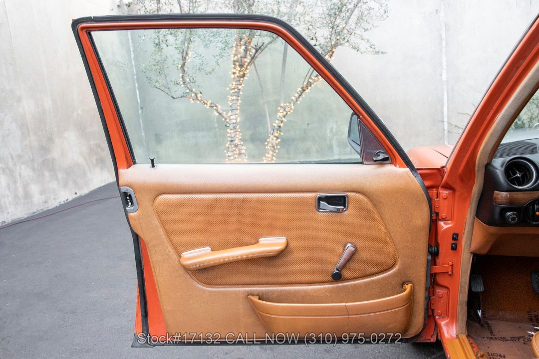 1977 Mercedes-Benz 240D