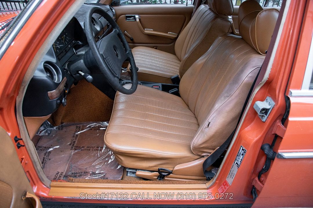 1977 Mercedes-Benz 240D