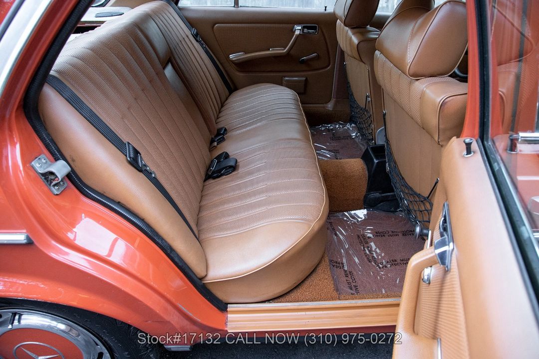 1977 Mercedes-Benz 240D