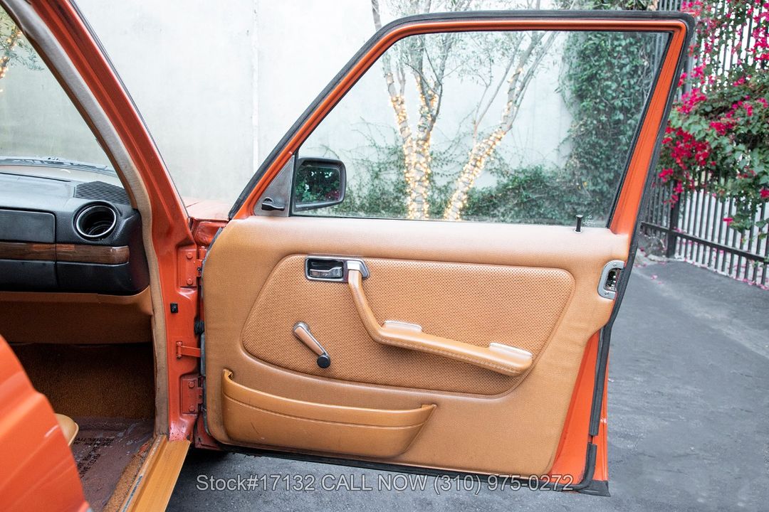 1977 Mercedes-Benz 240D