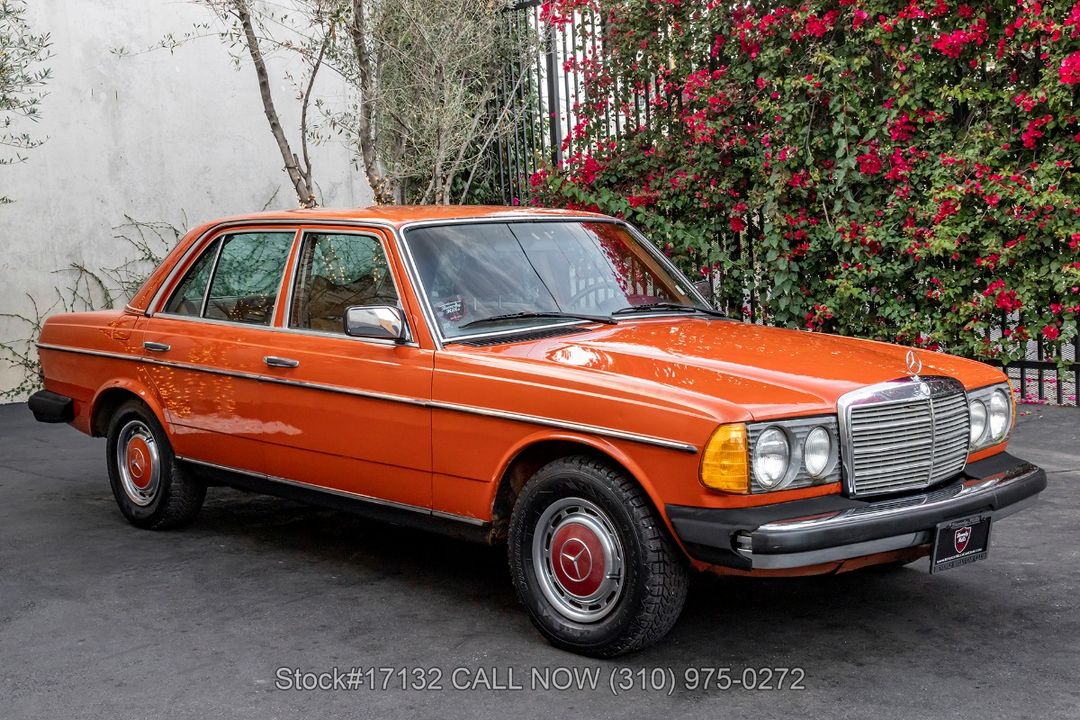 1977 Mercedes-Benz 240D