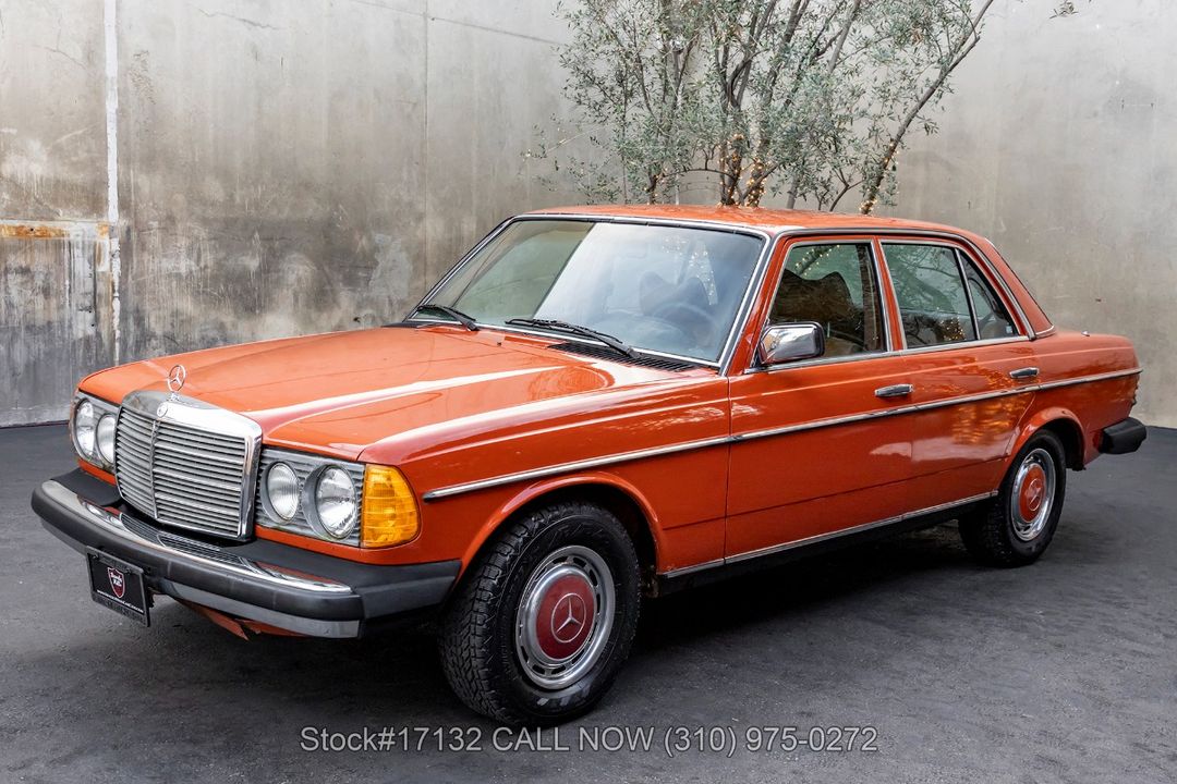 1977 Mercedes-Benz 240D