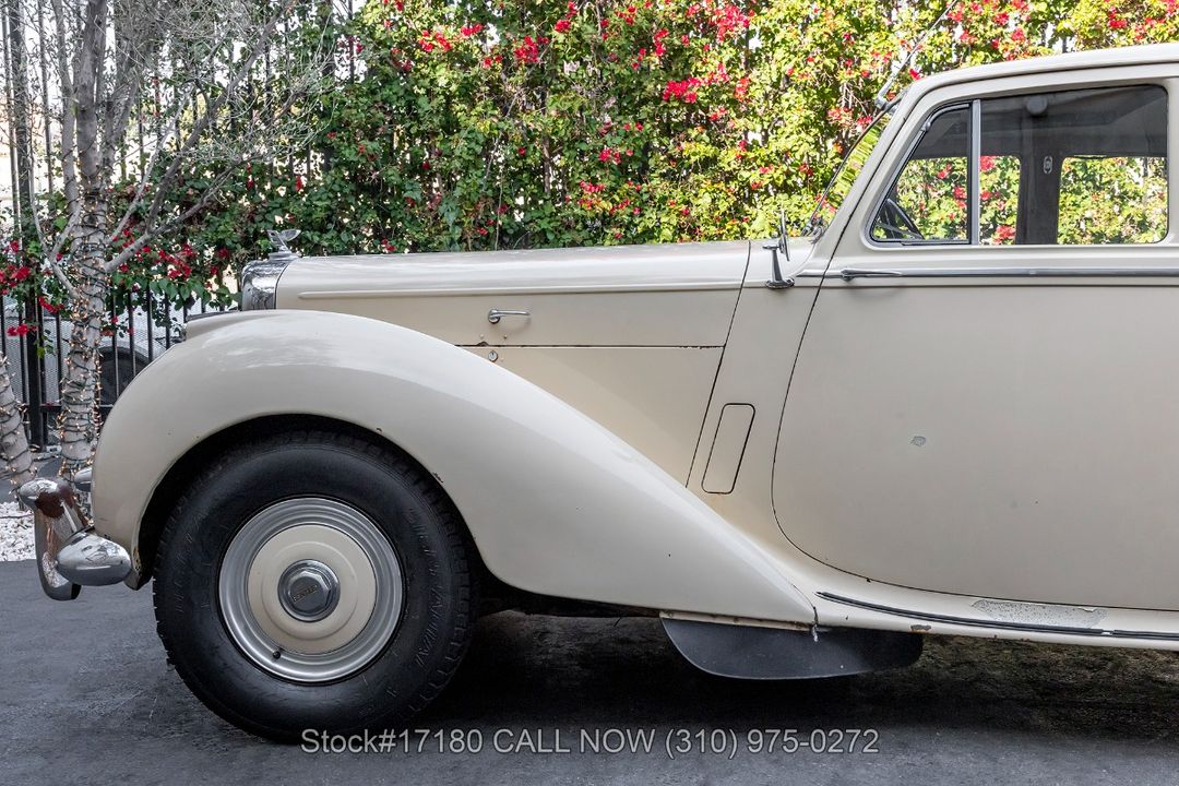 1953 Bentley R-Type Saloon