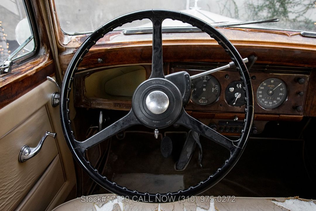 1953 Bentley R-Type Saloon