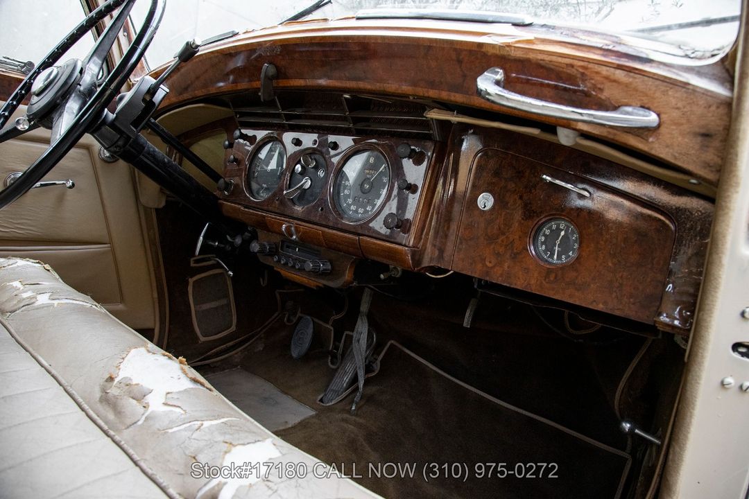 1953 Bentley R-Type Saloon