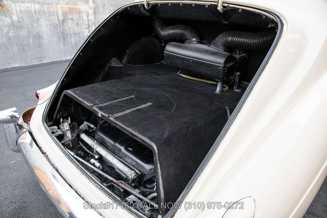1953 Bentley R-Type Saloon