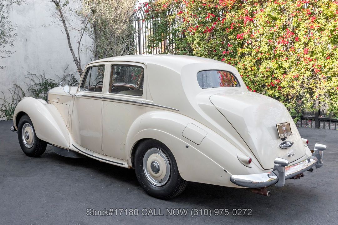 1953 Bentley R-Type Saloon