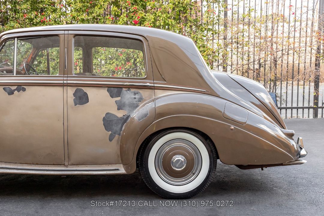 1954 Bentley R-Type Saloon