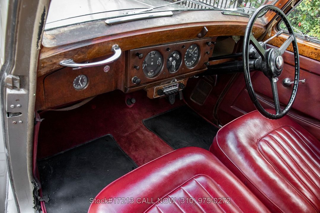 1954 Bentley R-Type Saloon