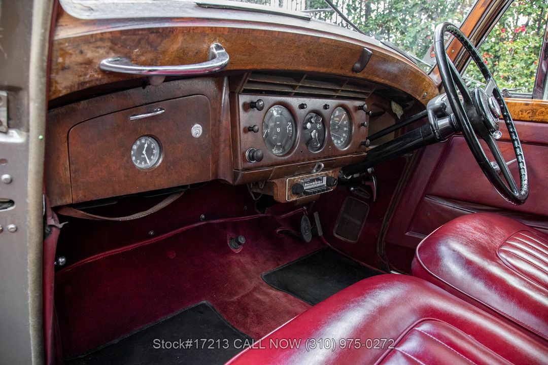 1954 Bentley R-Type Saloon