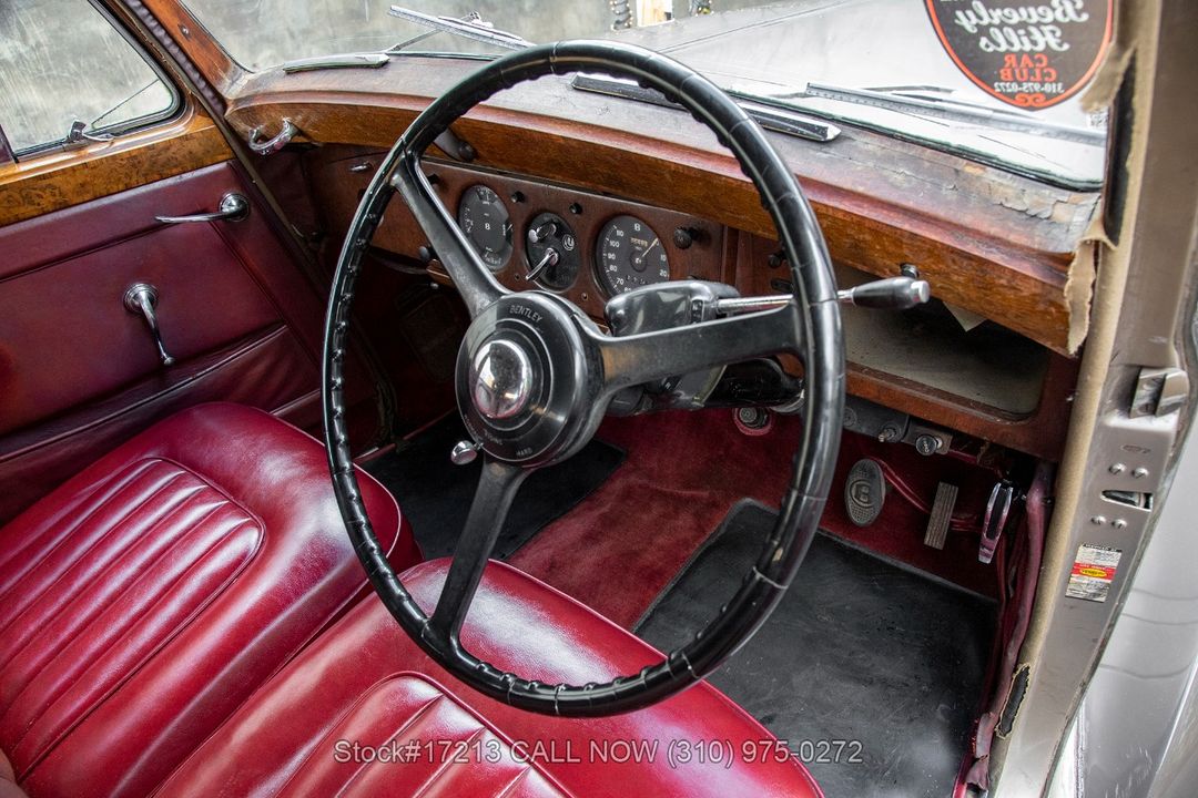 1954 Bentley R-Type Saloon