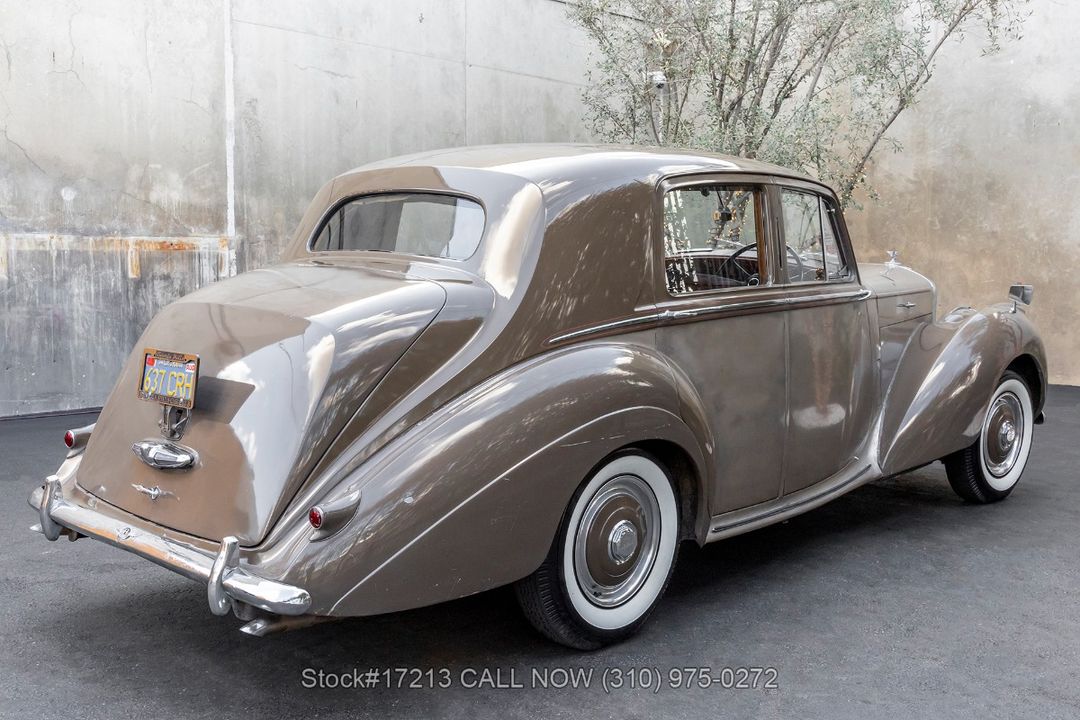 1954 Bentley R-Type Saloon