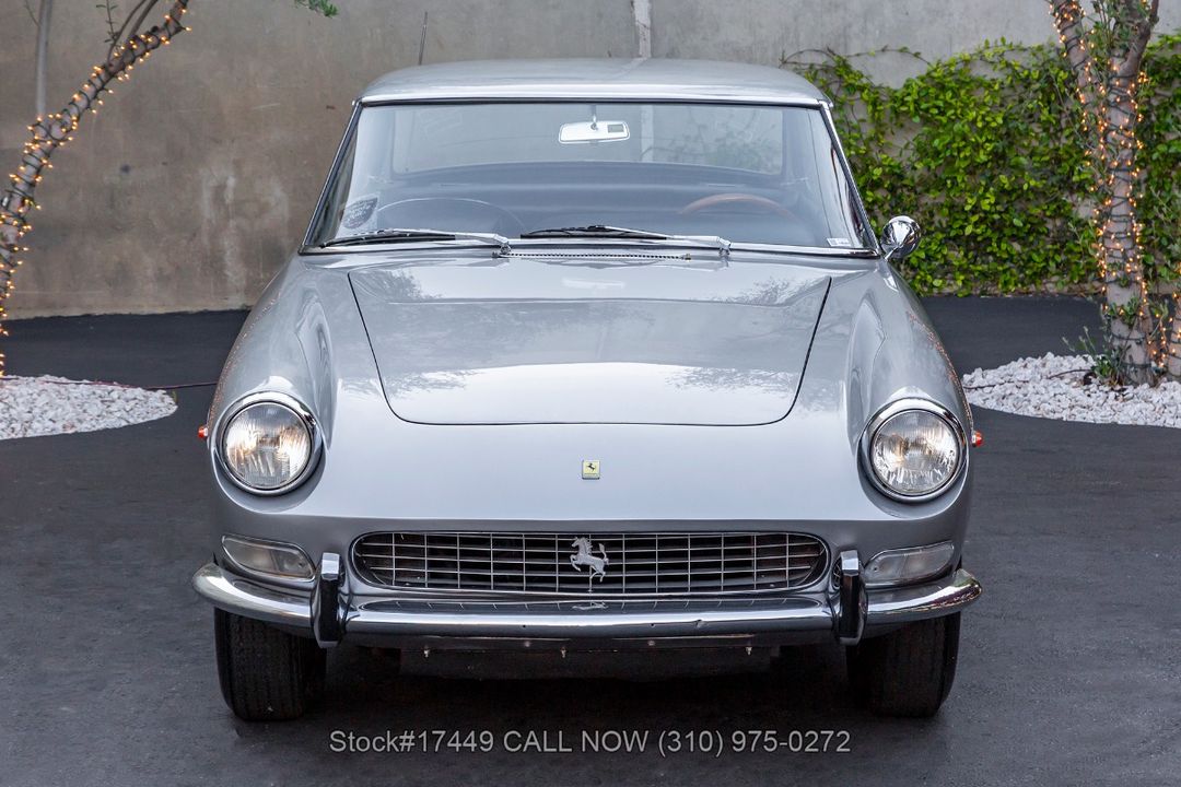 1967 Ferrari 330 GT
