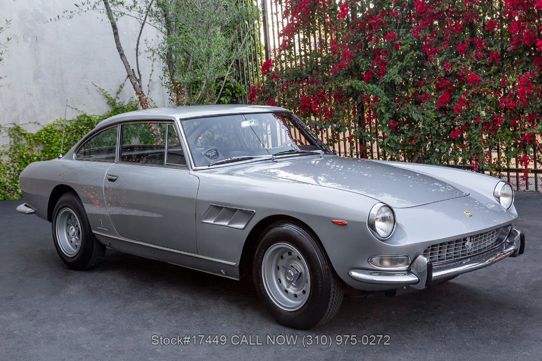 1967 Ferrari 330 GT