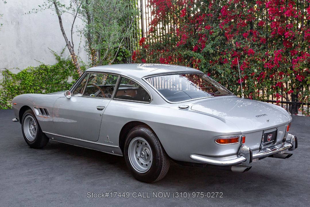 1967 Ferrari 330 GT