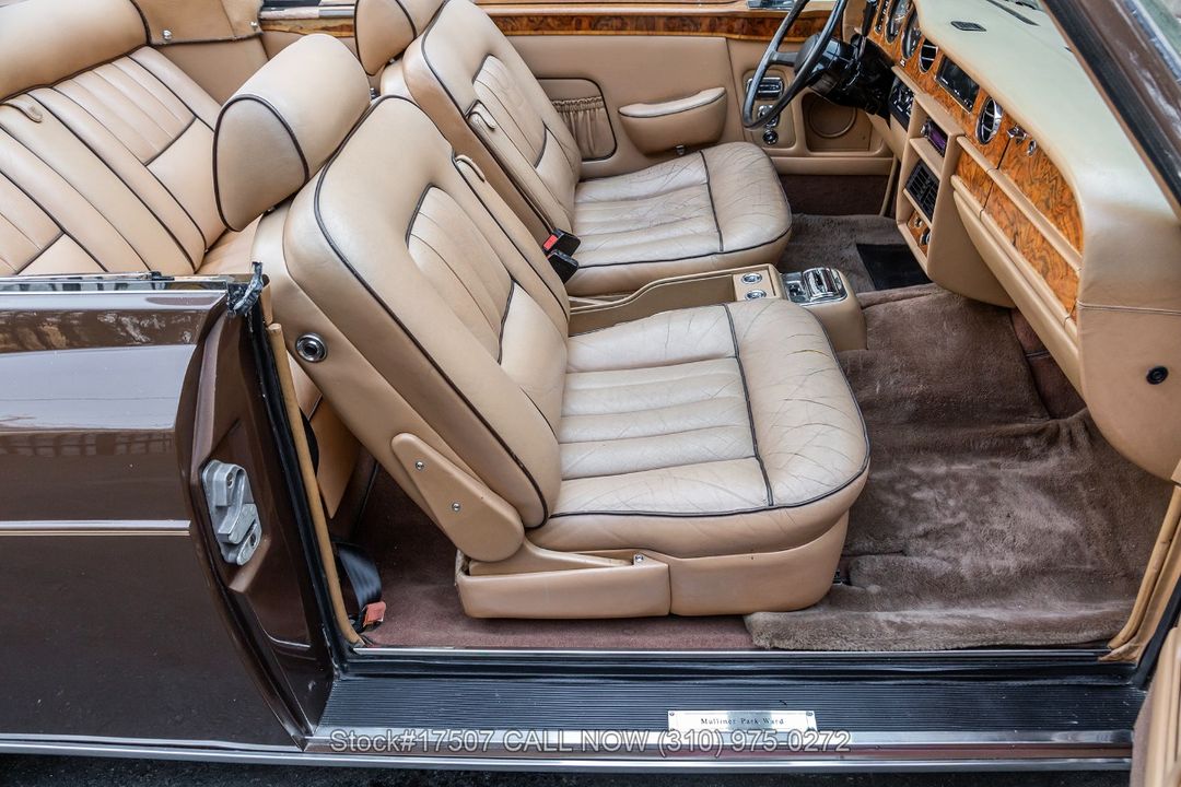 1982 Rolls-Royce Corniche