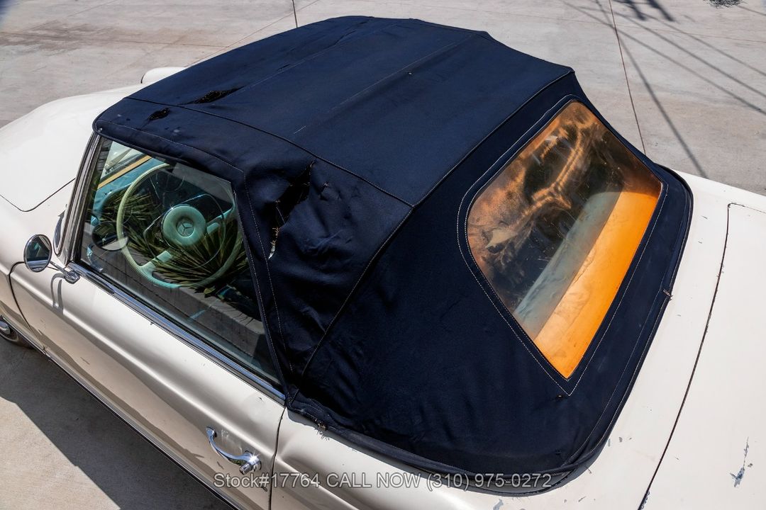 1967 Mercedes-Benz 230SL