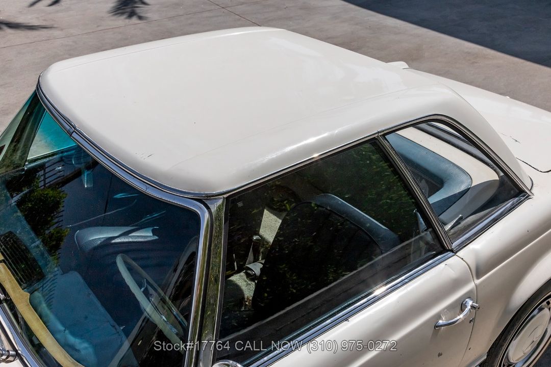 1967 Mercedes-Benz 230SL