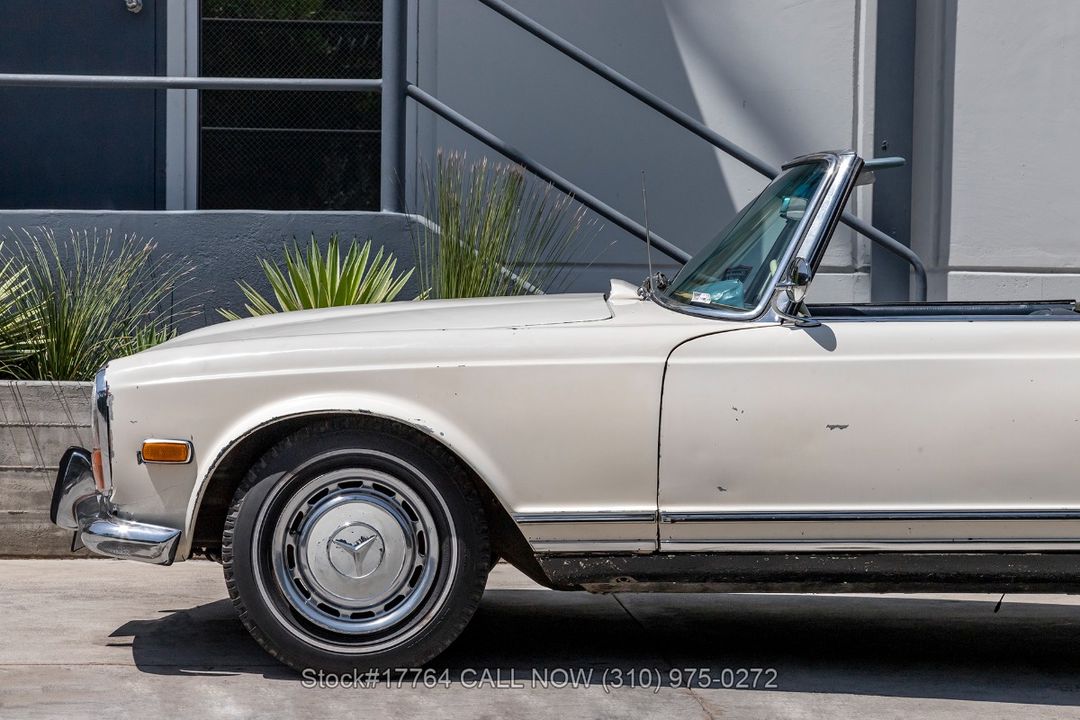 1967 Mercedes-Benz 230SL