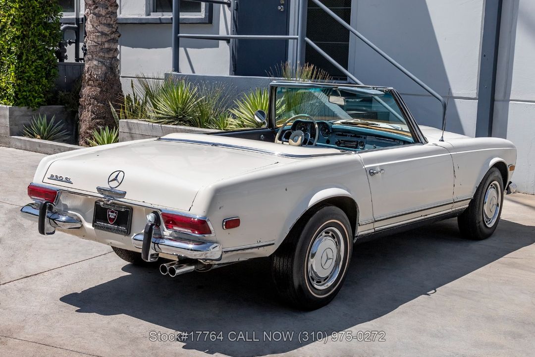 1967 Mercedes-Benz 230SL