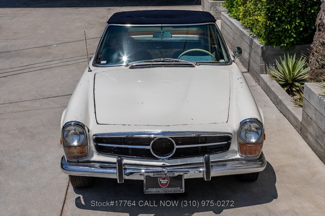 1967 Mercedes-Benz 230SL