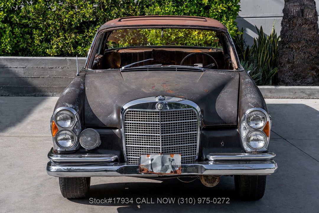 1968 Mercedes-Benz 250SE
