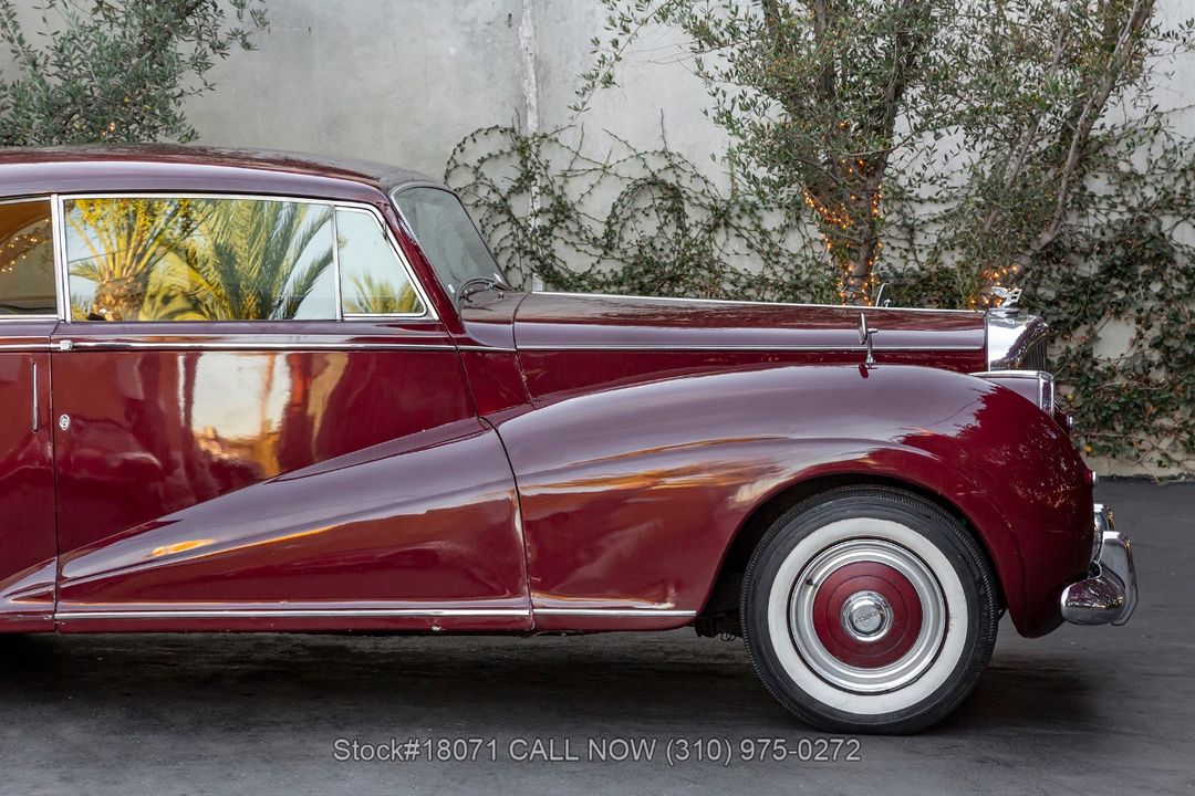 1952 Bentley Mark VI James Young