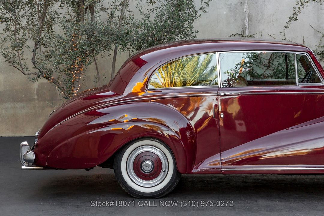 1952 Bentley Mark VI James Young