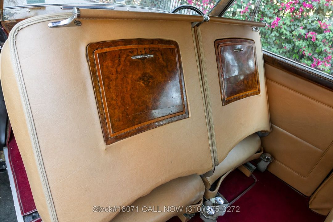 1952 Bentley Mark VI James Young