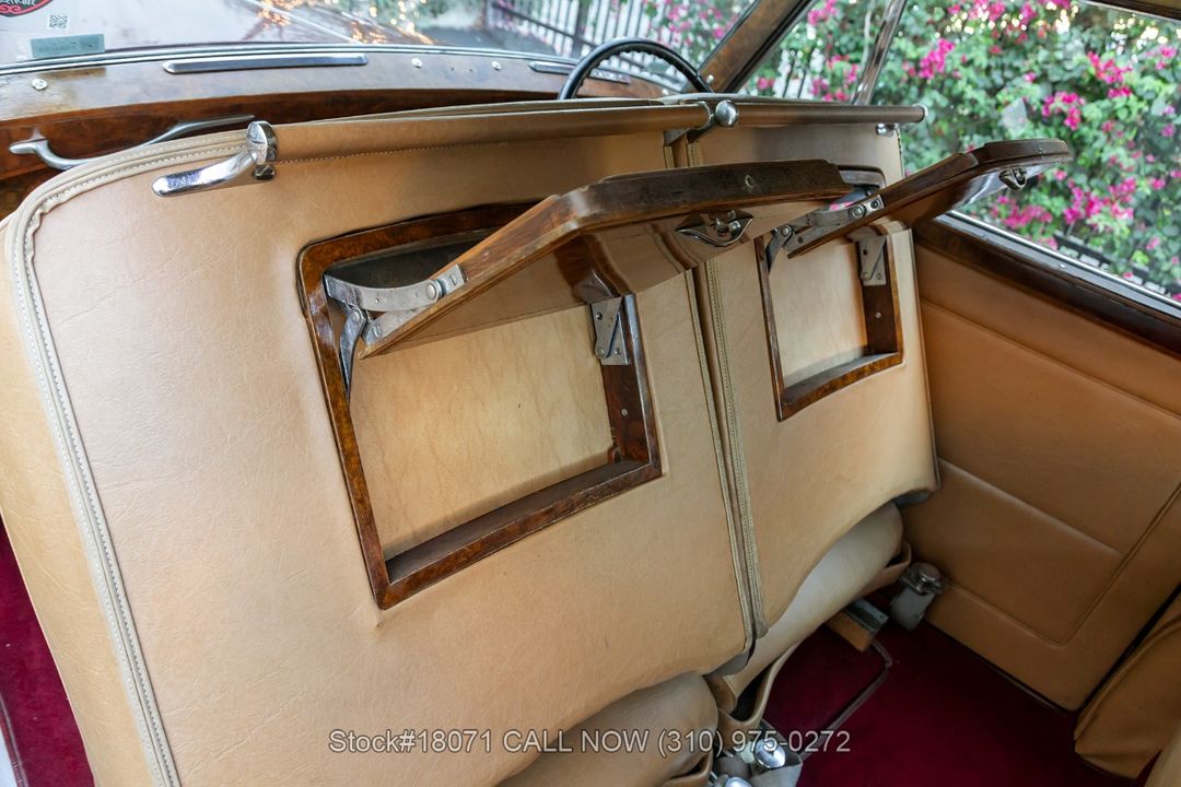1952 Bentley Mark VI James Young