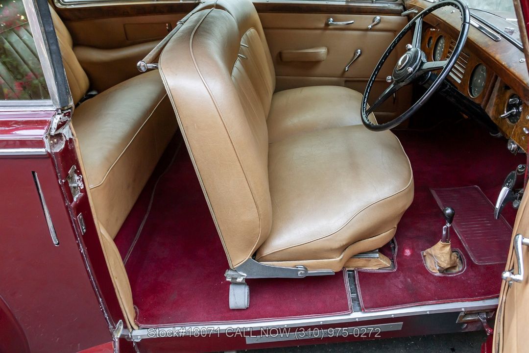 1952 Bentley Mark VI James Young