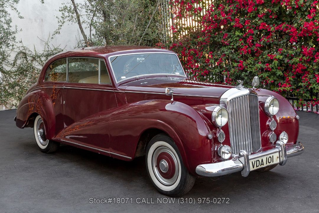 1952 Bentley Mark VI James Young