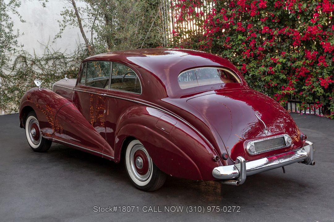 1952 Bentley Mark VI James Young