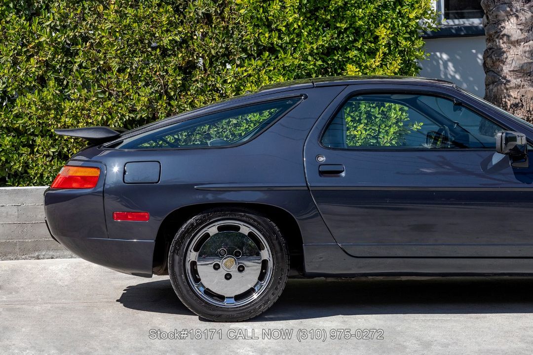 1988 Porsche 928