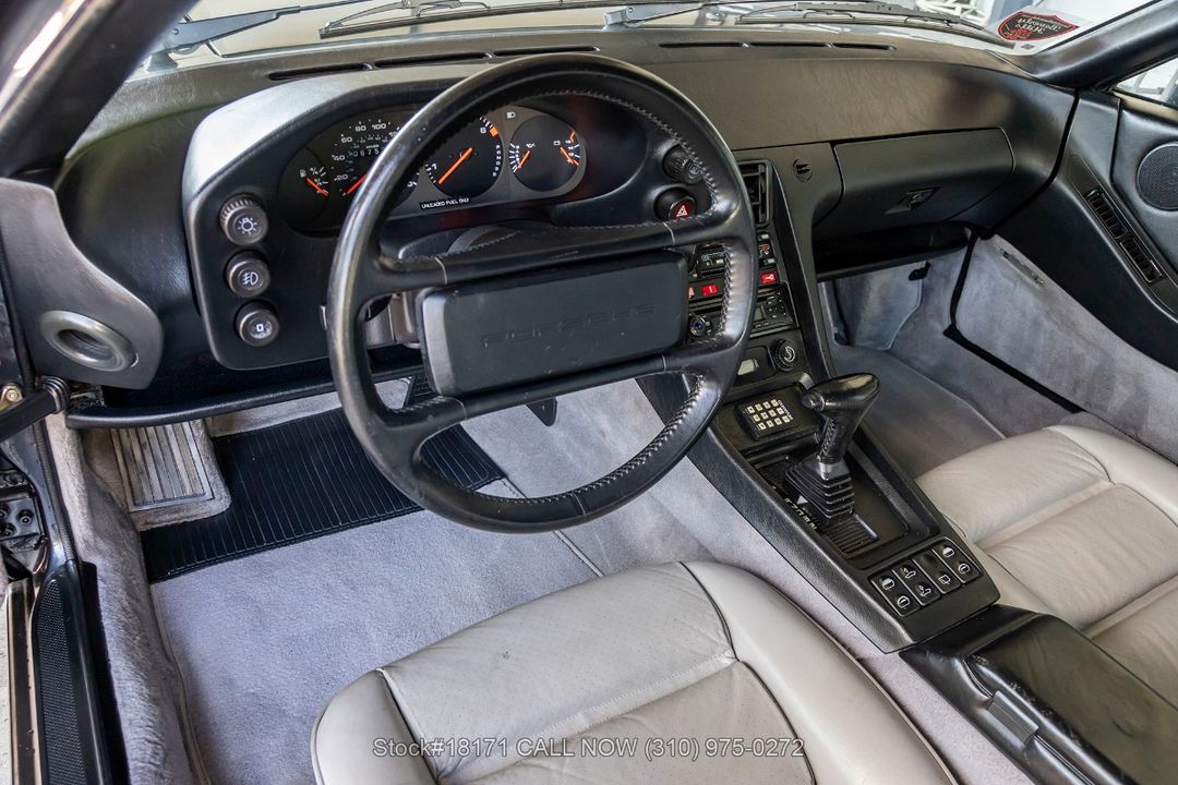 1988 Porsche 928