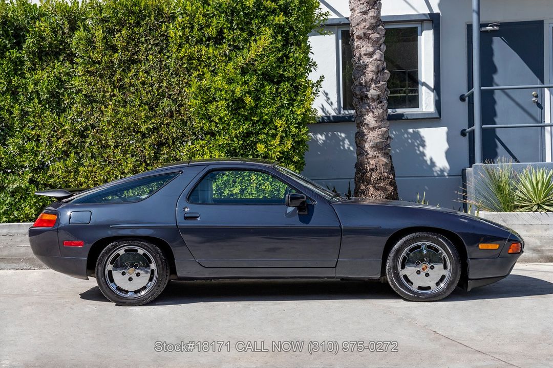 1988 Porsche 928