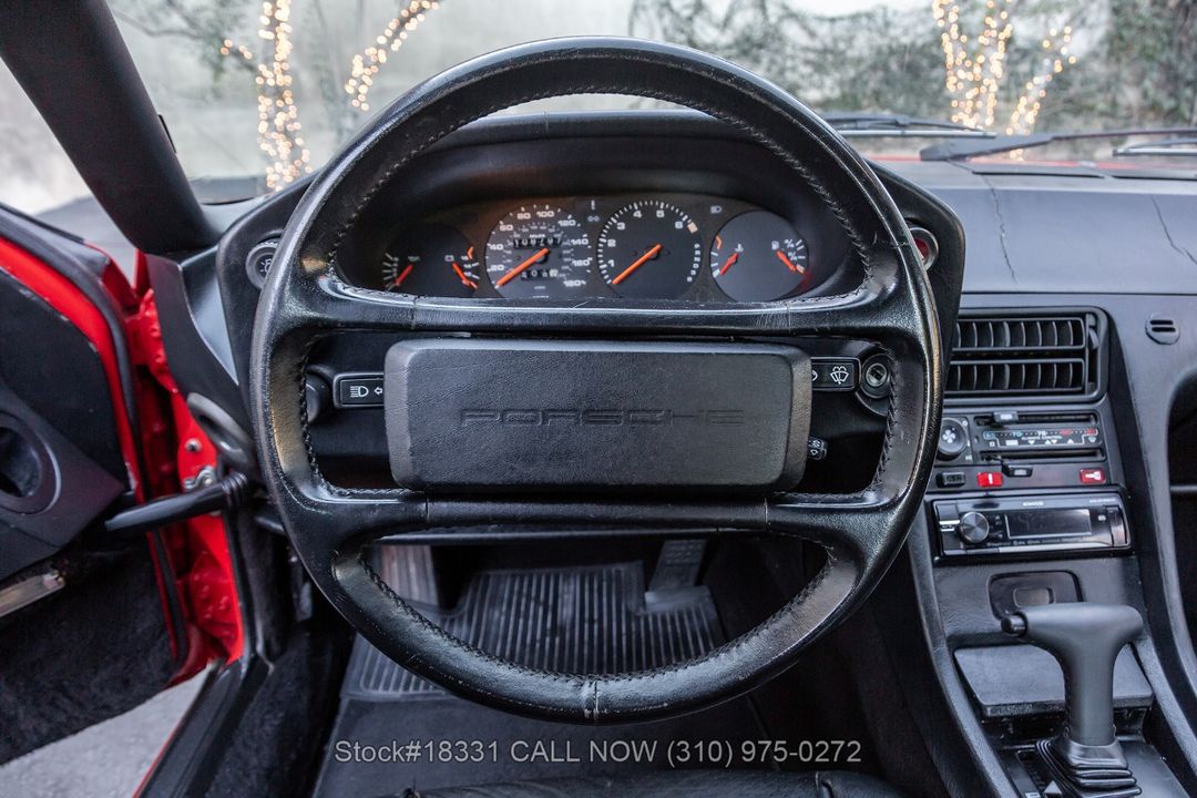 1987 Porsche 928 S4
