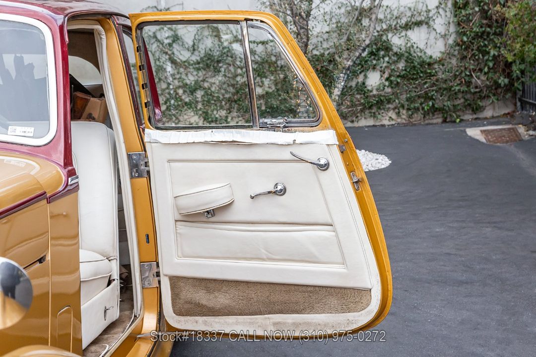 1954 Bentley R-Type Saloon