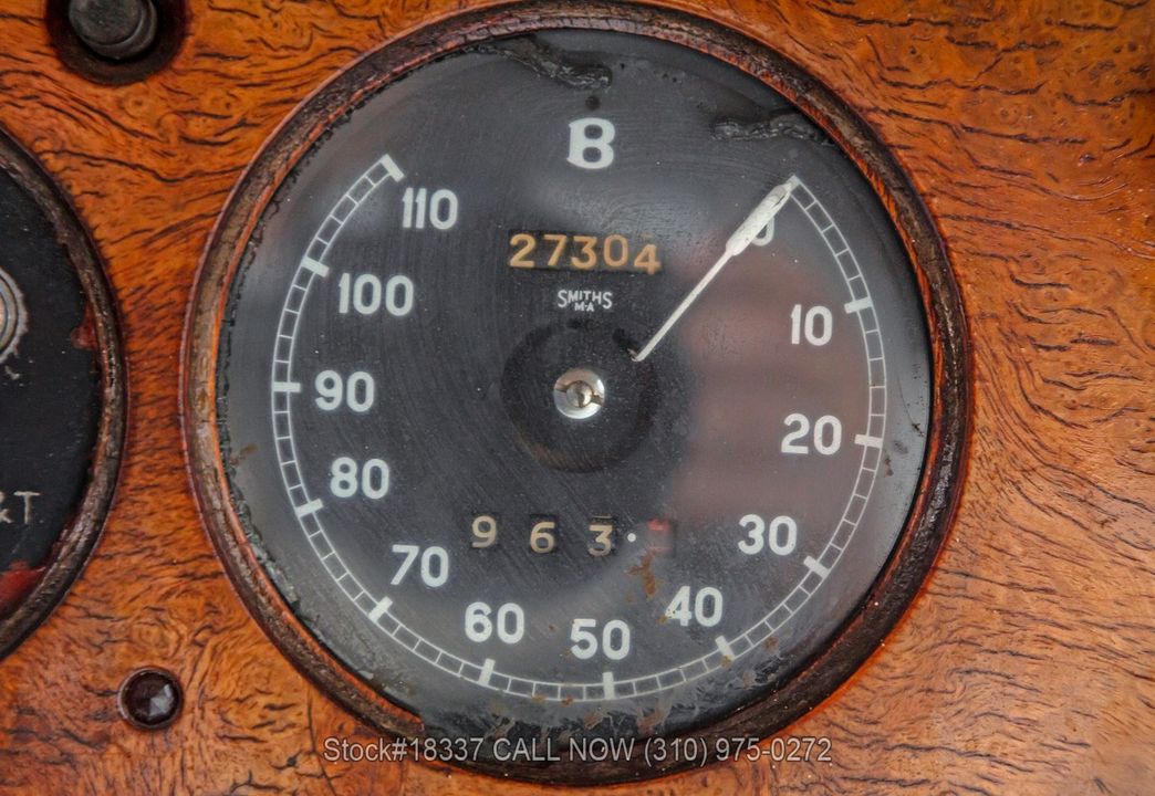 1954 Bentley R-Type Saloon